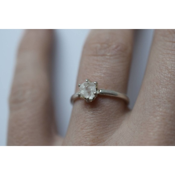 Simple engagement ring, alternative engagement rings,Ethical Conflict …